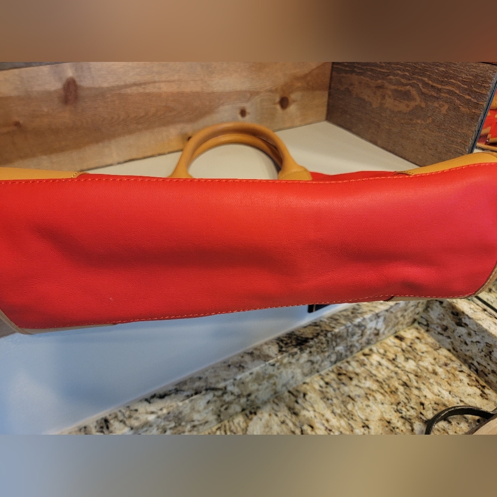 Tory Burch Red and Tan Vegan Leather Ella Tote Bag with Signature Medallion - Picture 8 of 12